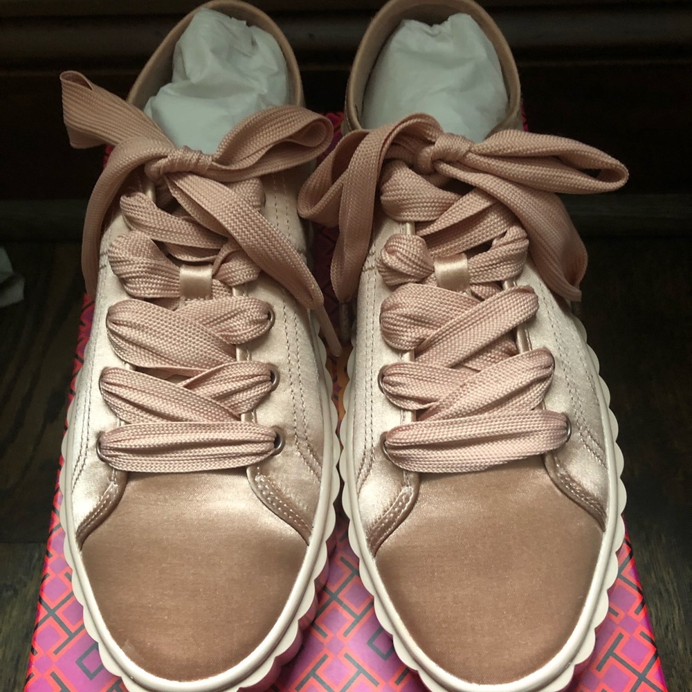 ❌SOLD❌NIB TORY BURCH Cotton/Silk Platform Scallop Shoes - Picture 11 of 13